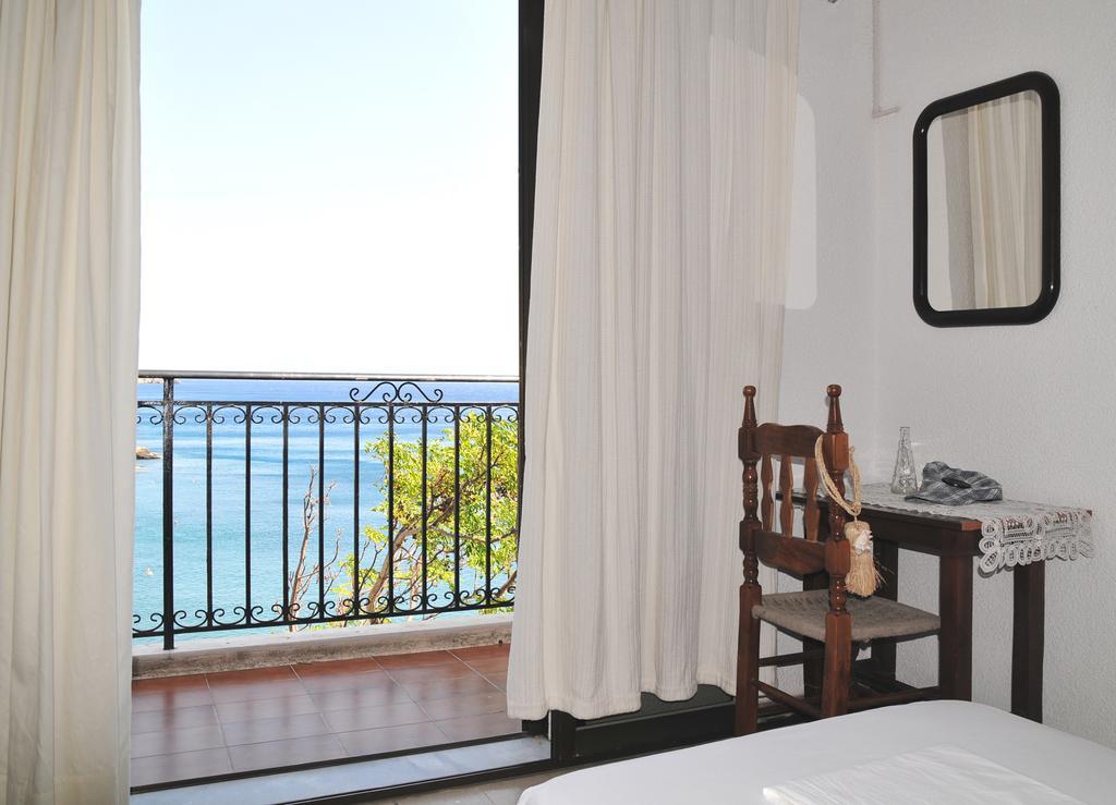 Marina Hotel Ágios Kírykos Zimmer foto