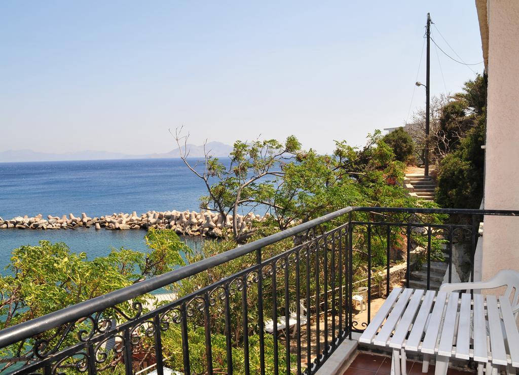 Marina Hotel Ágios Kírykos Zimmer foto